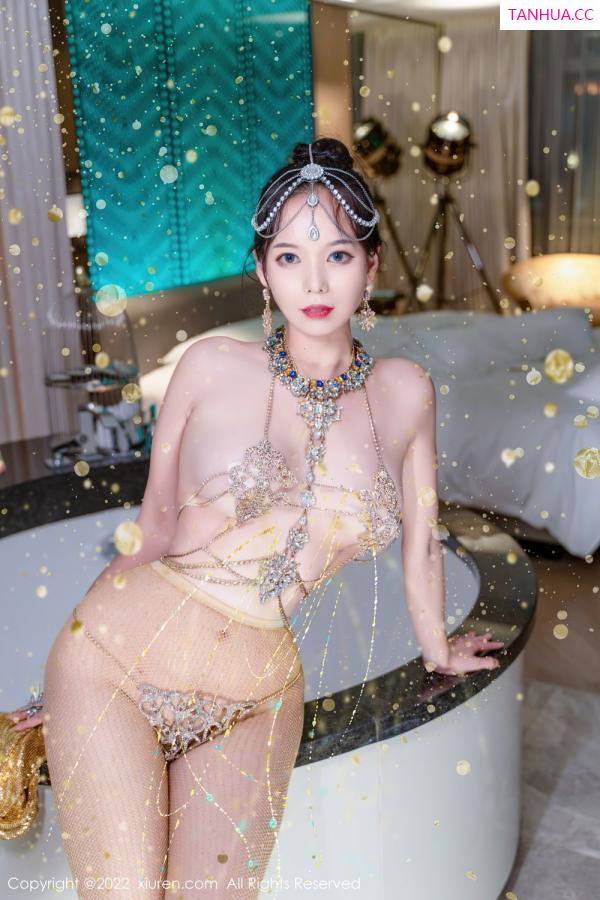 大美媚京  [XiuRen]高清写真图 2022.09.08 No.5559 大美妞儿第48张图片